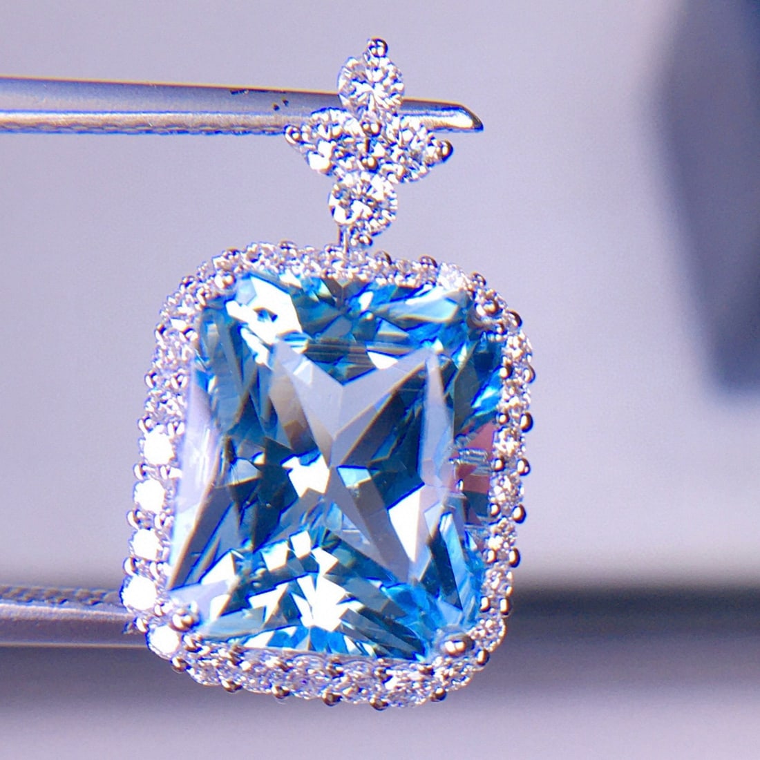 14k Gold 3.82 Ct Natural Aquamarine & Diamond Pendant( Without Chain ) - 2