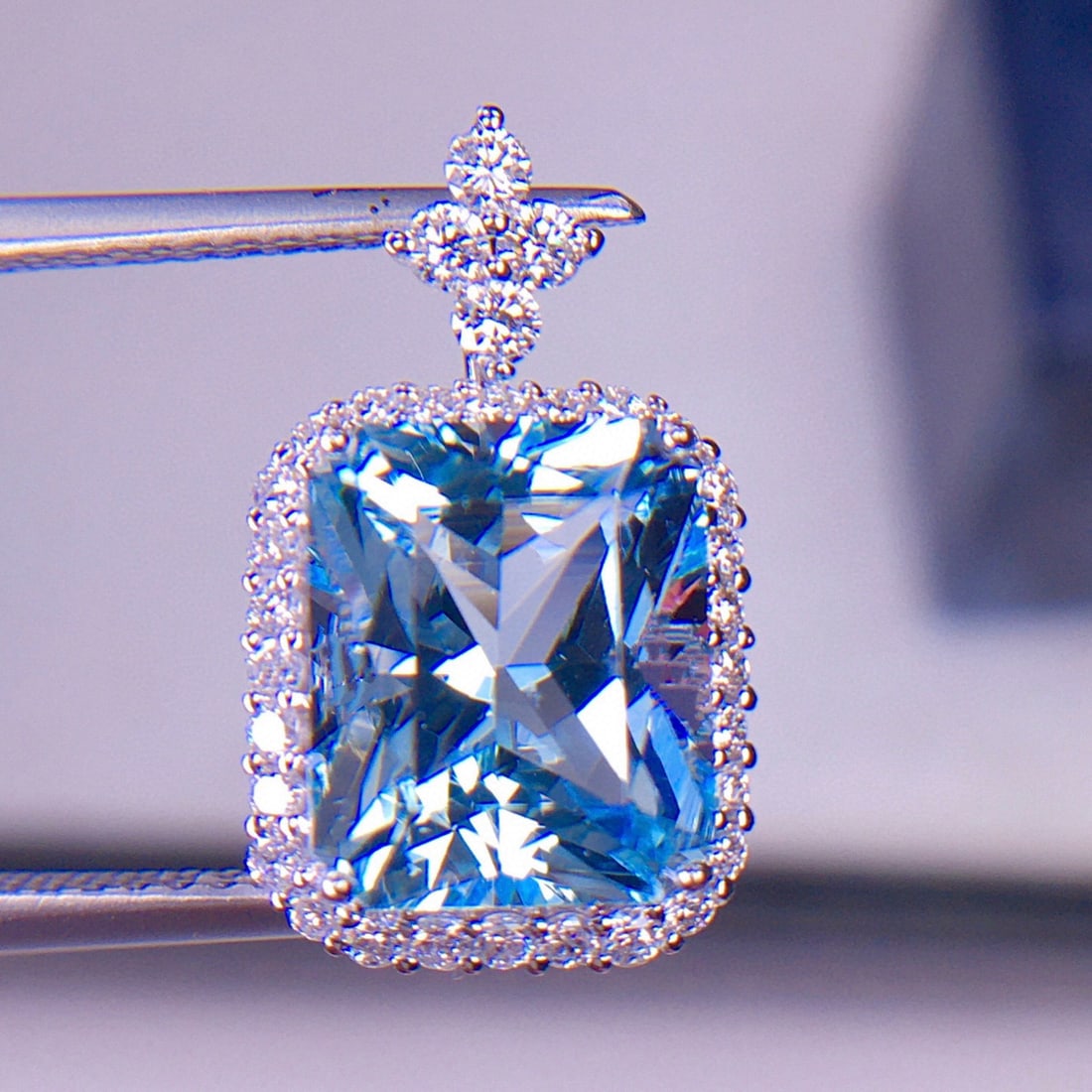 14k Gold 3.82 Ct Natural Aquamarine & Diamond Pendant( Without Chain ) - 5