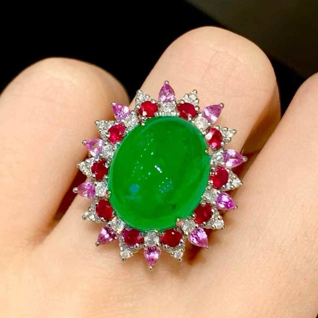 14k Gold 8.8 Ct Vivid Green Natural Emerald & Diamond Ring: Ref:231089134 // gold content:14k gold // ring size:7. 25us // // main gemstone:emerald // shape:oval // carat weight:8. 8ct // color:vivid green // treatment:natural // // adjacent gemstone 2 :