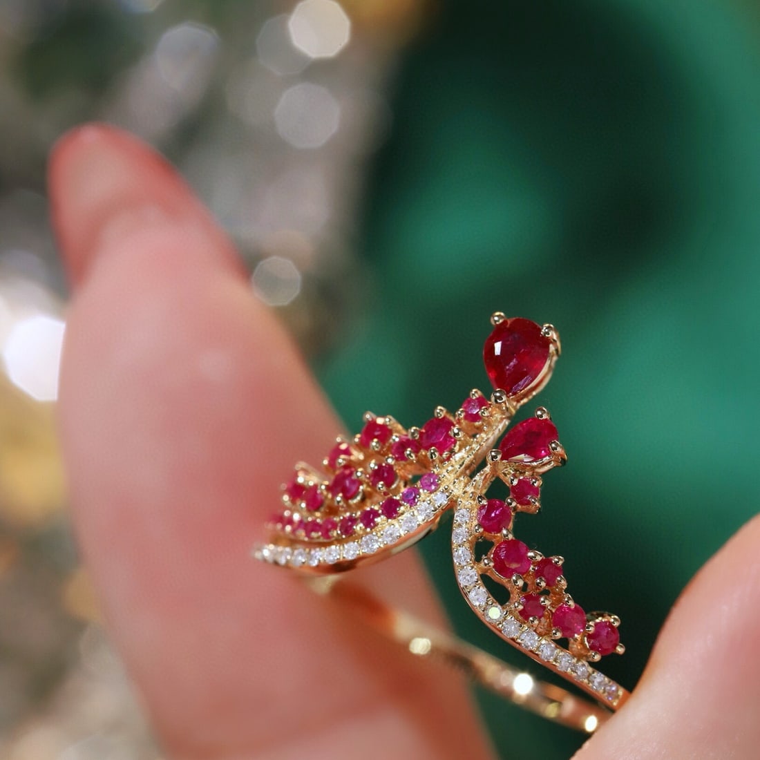 14k Gold 0.85 Ctw Natural Ruby & Diamond Ring - 7