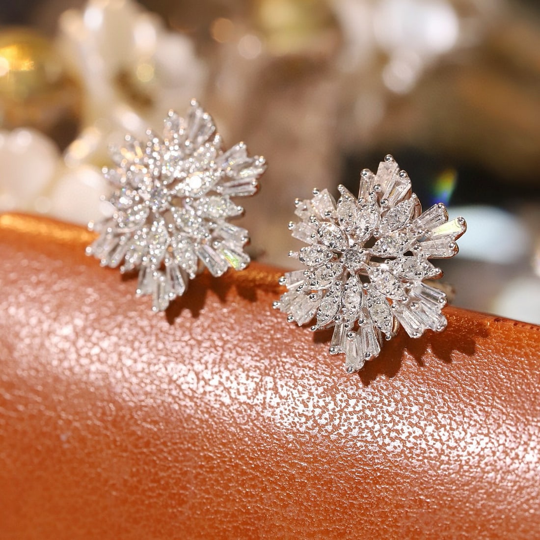 14k Gold 1.3 Ct Natural H Diamond Earrings - 2