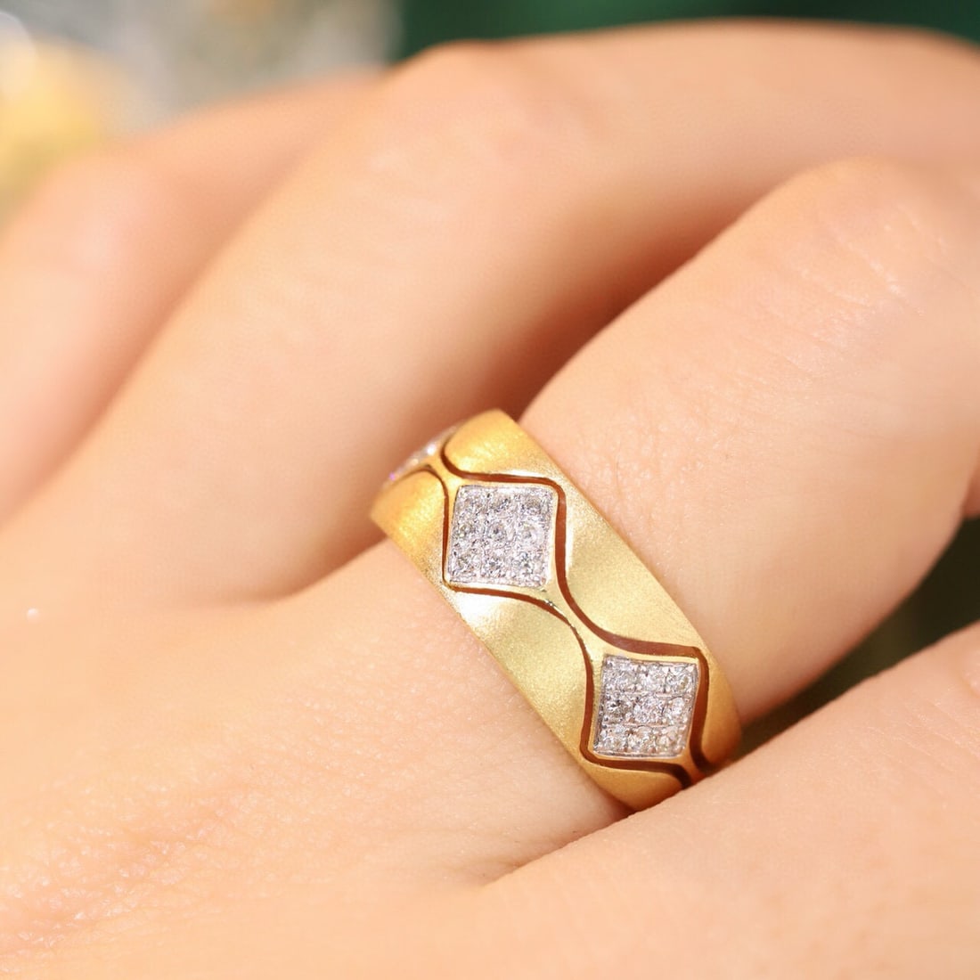 14k Gold 0.30 Ct Natural H Diamond Ring - 8