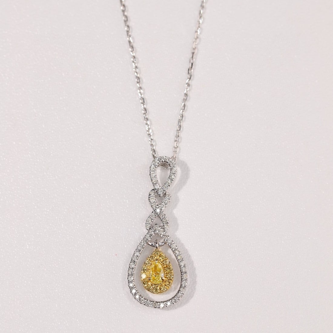 14k Gold 0.40 Ctw Natural Yellow Diamond & Diamond Necklace - 3