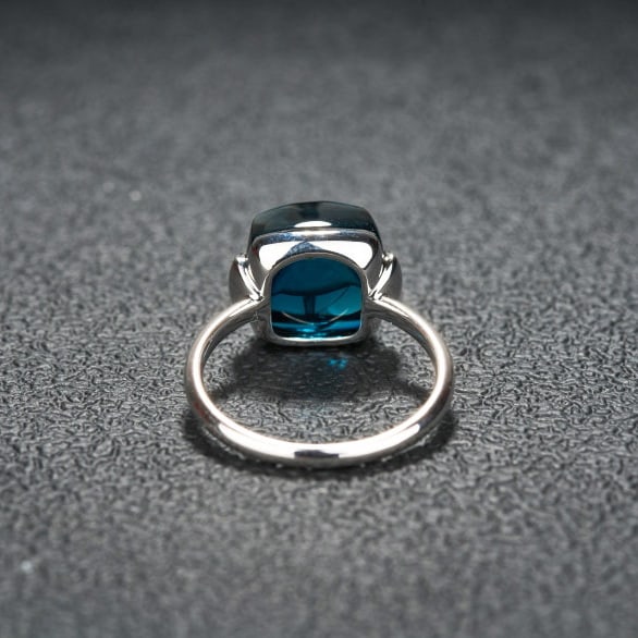 14k Gold 9.95 Ct Natural Topaz & Diamond Ring - 6