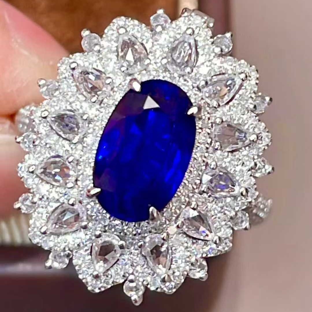 14k Gold 2.36 Ct Natural Sapphire & Diamond & Sapphire Ring/pendant( Without Chain ): Ref:231089212 // gold content:14k gold // ring size:7. 25us // // main gemstone:sapphire // shape:oval // carat weight:2. 36ct // color:royal blue // treatment:natural // // adjacent gemstone 2 :