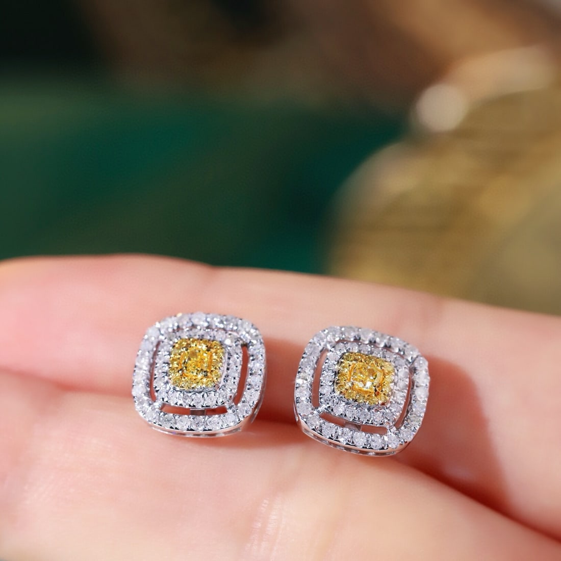 14k Gold 0.70 Ctw Natural Yellow Diamond & Diamond Earrings - 4