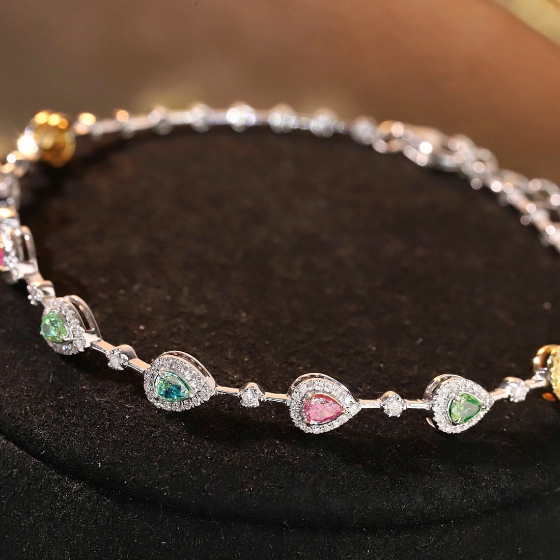 14k Gold 1.30 Ctw Natural Color Diamond & Diamond Bracelet - 2