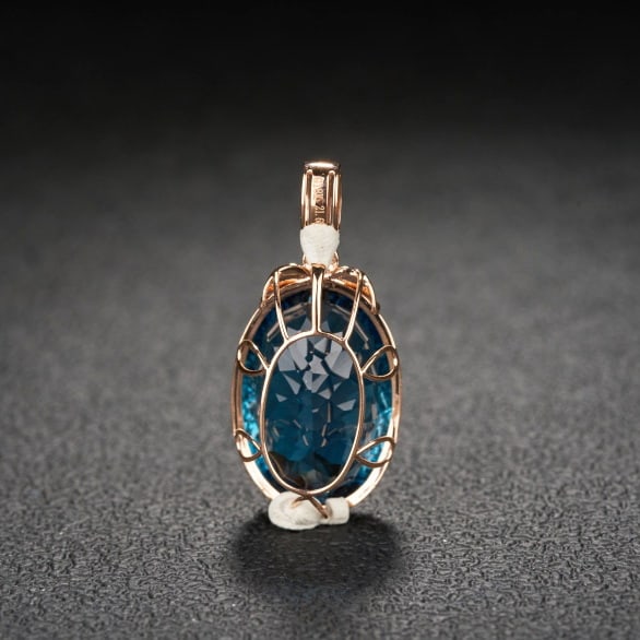 14k Gold 21.68 Ct Natural Topaz & Diamond Pendant( Without Chain ) - 5