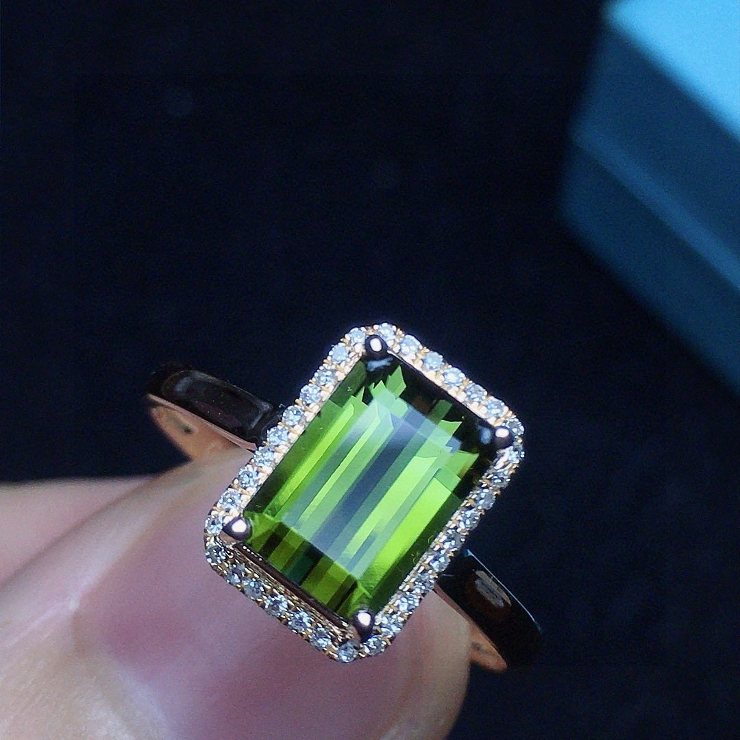 14k Gold 2.02 Ct Natural Tourmaline & Diamond Ring: Ref:231089239 // gold content:14k gold // ring size:7. 25us // // main gemstone:tourmaline // shape:octagonal // carat weight:2. 02ct // color:green // treatment:natural // // adjacent gemstone 2