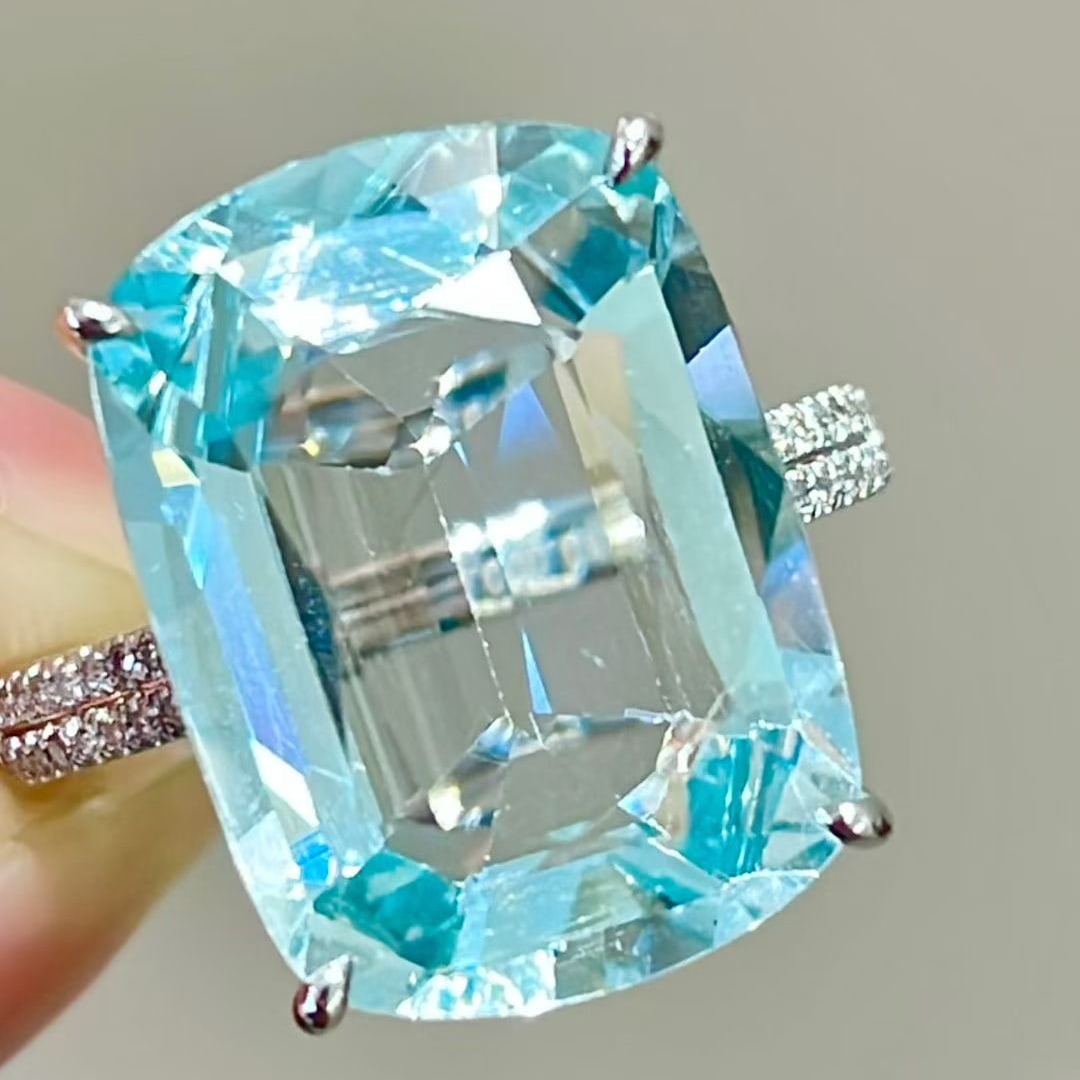 14k Gold 10 Ct Natural Aquamarine & Diamond Ring - 5