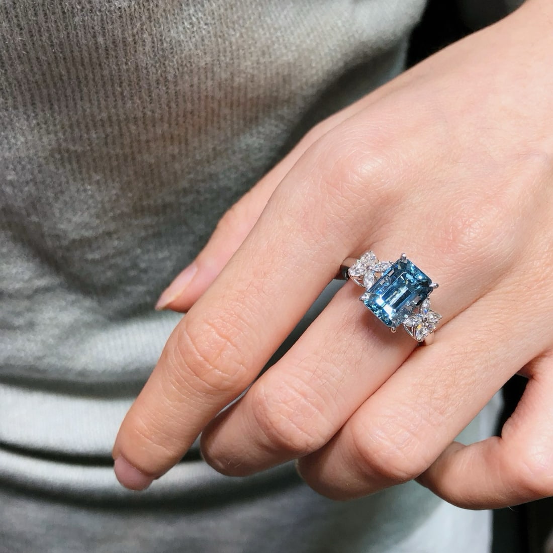 14k Gold 3.18 Ctw Natural Aquamarine & Diamond Ring - 5