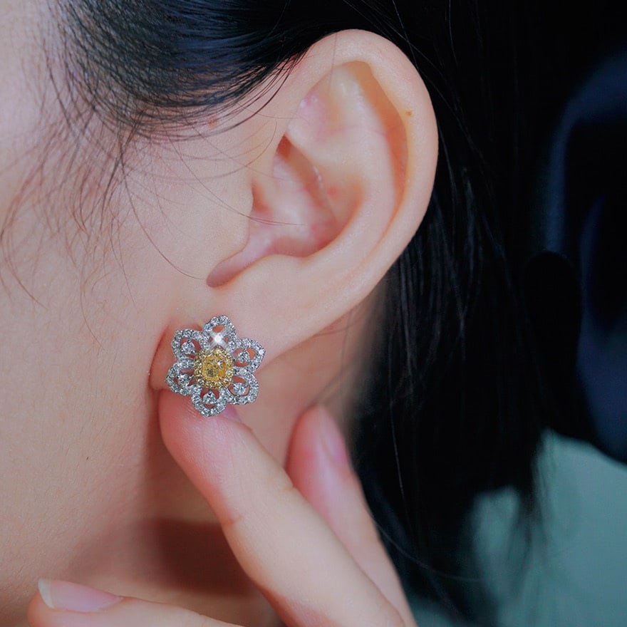 14k Gold 1.3 Ct Natural Color Diamond Earrings - 3