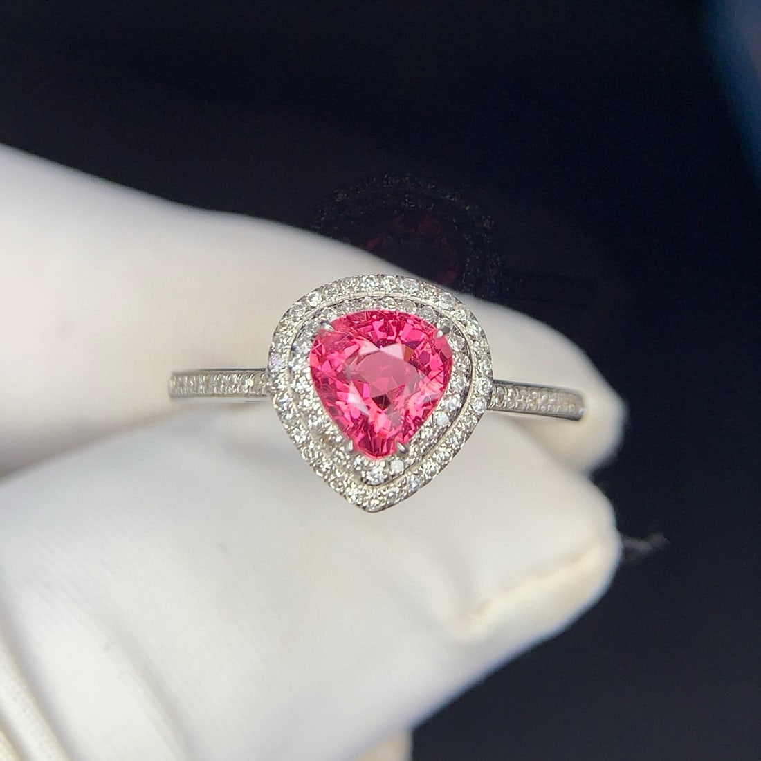 14k Gold 0.89 Ct Natural Spinel & Diamond Ring - 6