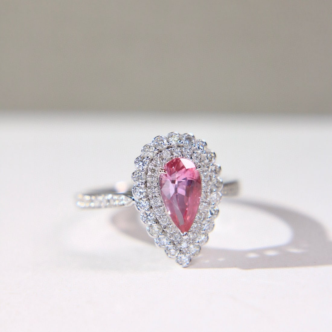 14k Gold 1.49 Ctw Natural Padparadscha Sapphire & Diamond Ring - 2