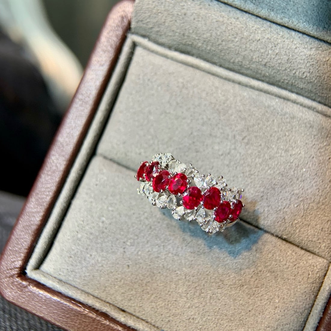 14k Gold 2.38 Ctw Natural Ruby & Diamond Ring: Ref:231090094 // gold content:14k gold // ring size:7. 25us // // main gemstone:ruby // shape:oval // carat weight:1. 86ct // color:pigeonblood red // treatment:natural // // adjacent gemstone 2 :