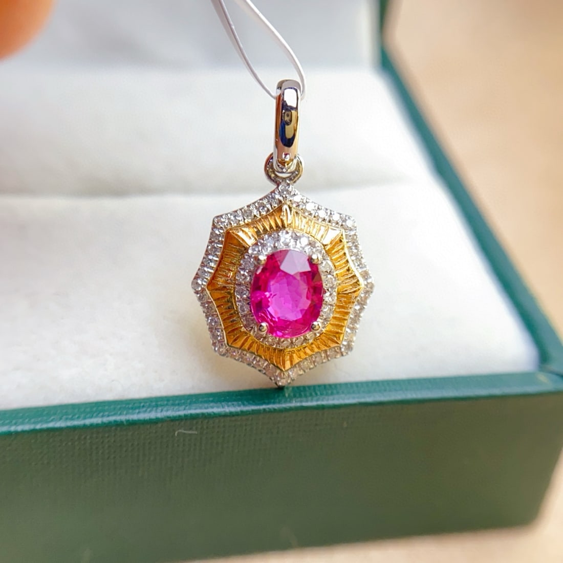 14k Gold 0.55 Ct Natural Ruby & Diamond Pendant( Without Chain ): Ref:231090144 // gold content:14k gold // main gemstone:ruby // shape:oval // carat weight:0. 55ct // color:red // treatment:natural // // adjacent gemstone 2 : diamond // number of stones:61 //