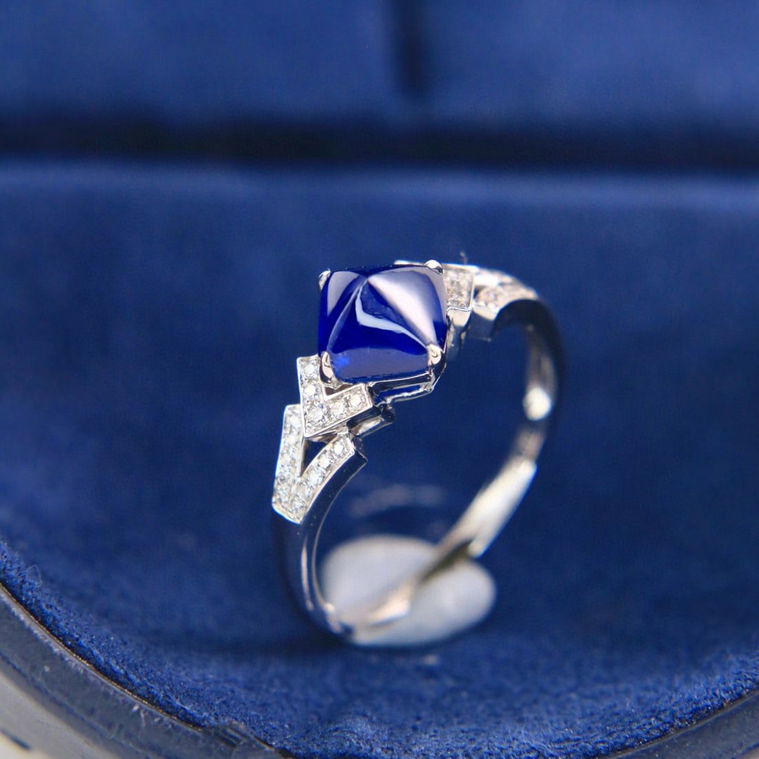 14k Gold 2.25 Ctw Natural Sapphire & Diamond Ring - 4