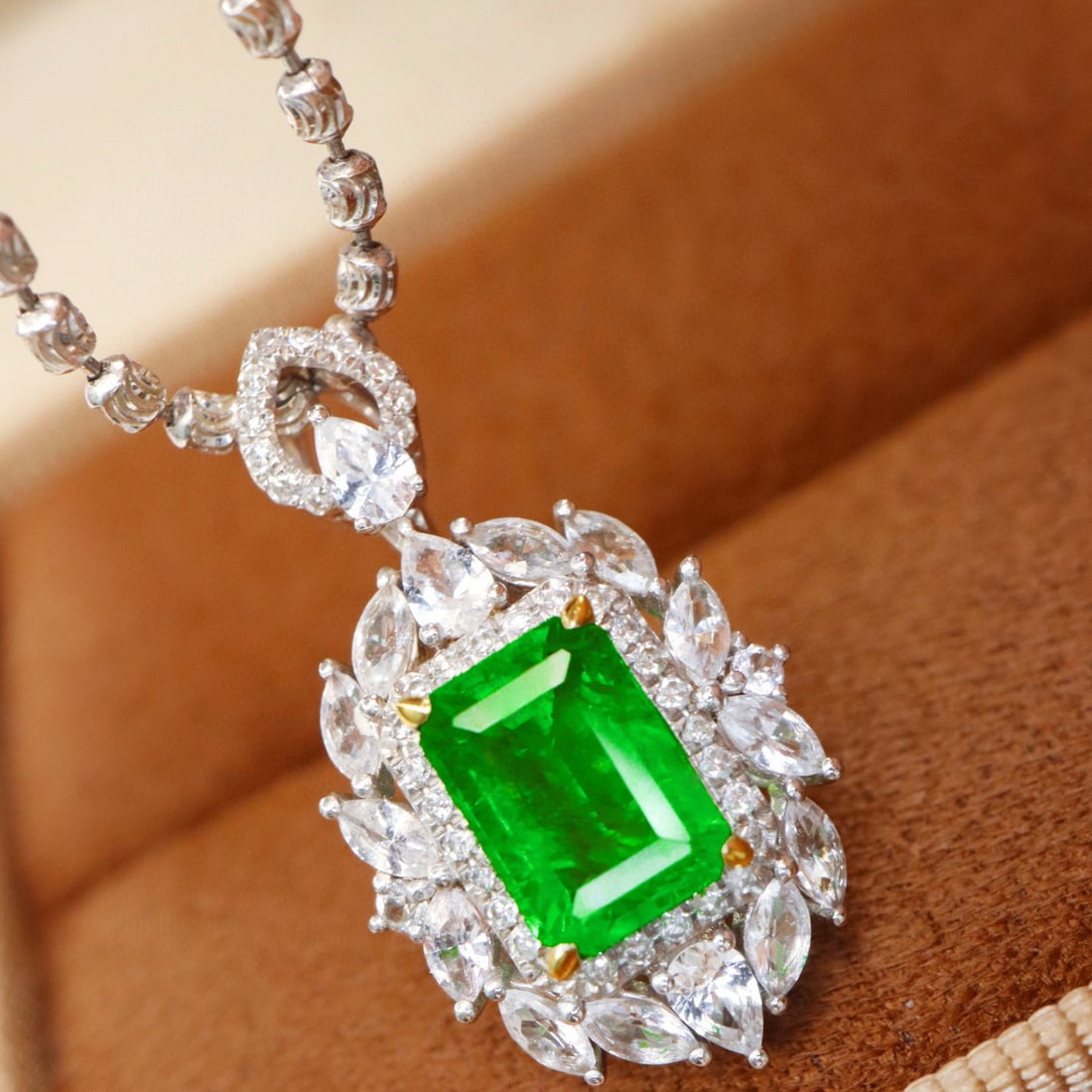 14k Gold 1.02 Ct Vivid Green Natural Emerald & Diamond & Sapphire Pendant( Without Chain ) - 4