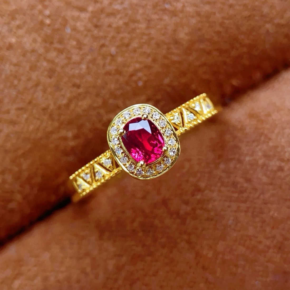 14k Gold 0.4 Ct Natural Ruby & Diamond Ring - 5
