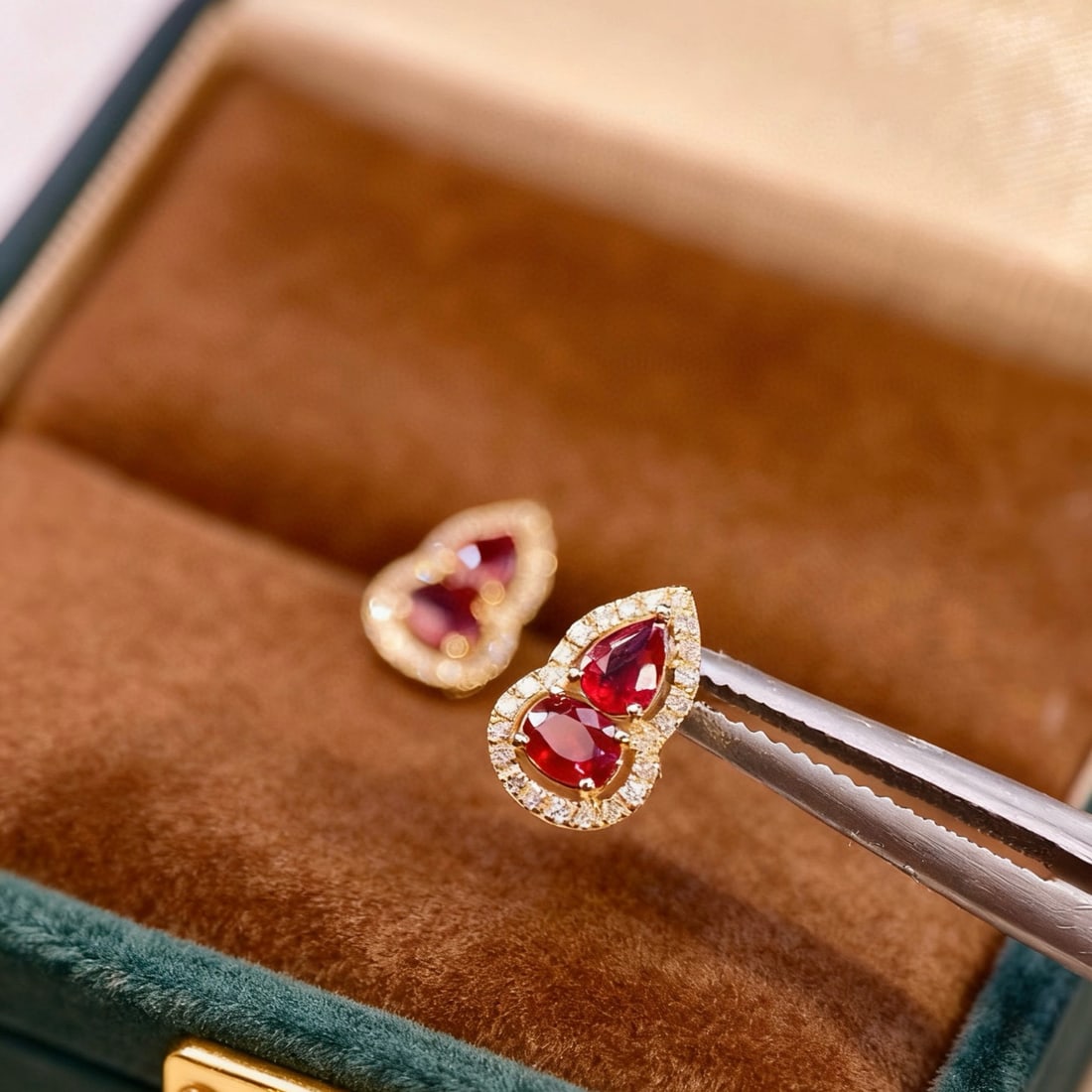 14k Gold 0.75 Ct Natural Ruby & Diamond Earrings - 6
