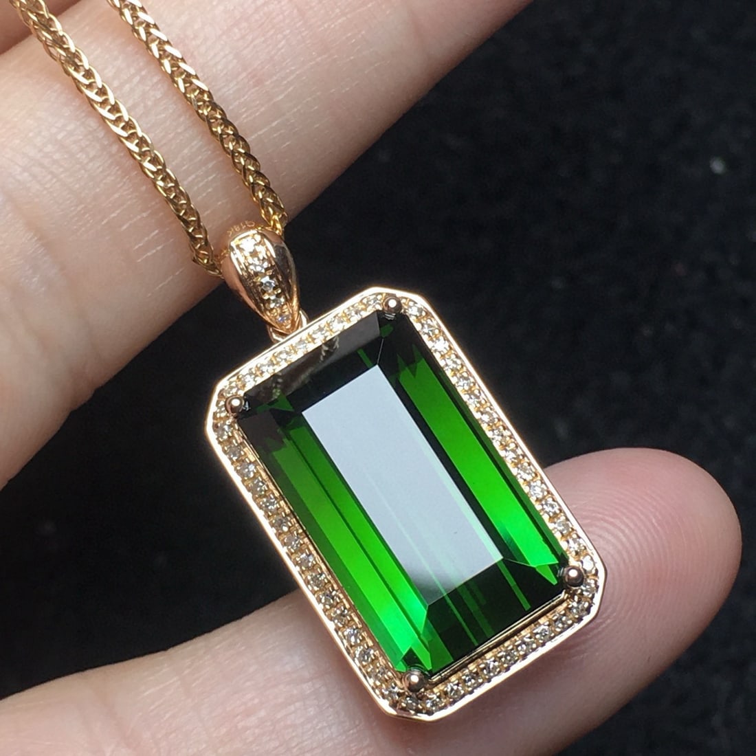 14k Gold 10.95 Ct Natural Tourmaline & Diamond Pendant( Without Chain ) - 2