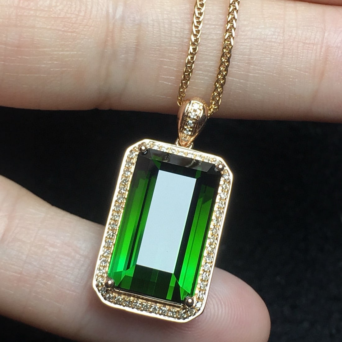 14k Gold 10.95 Ct Natural Tourmaline & Diamond Pendant( Without Chain ) - 3