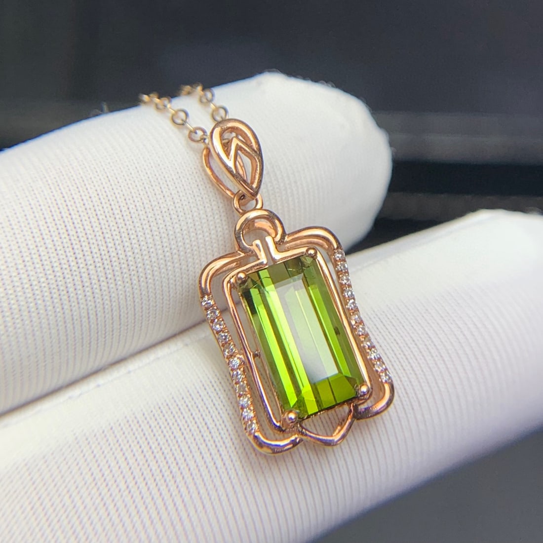 14k Gold 2.6 Ct Natural Tourmaline & Diamond Pendant( Without Chain ) - 7