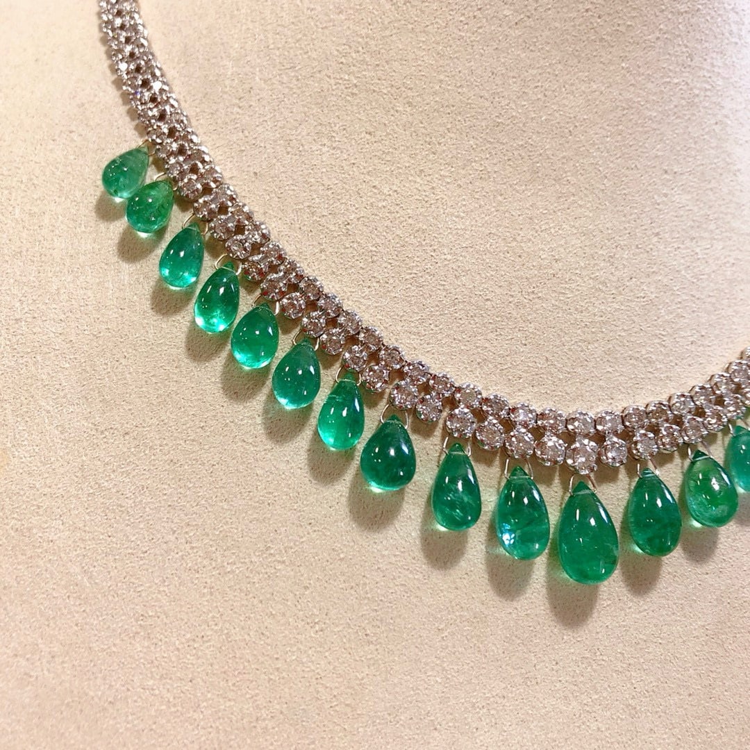 14k Gold 43.90 Ctw Natural Emerald & Diamond Necklace - 2