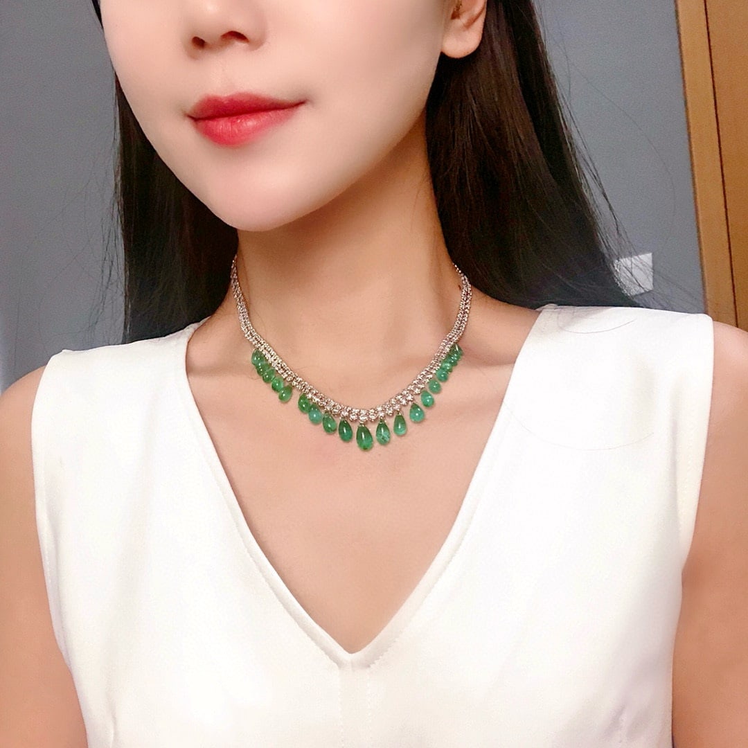 14k Gold 43.90 Ctw Natural Emerald & Diamond Necklace - 5