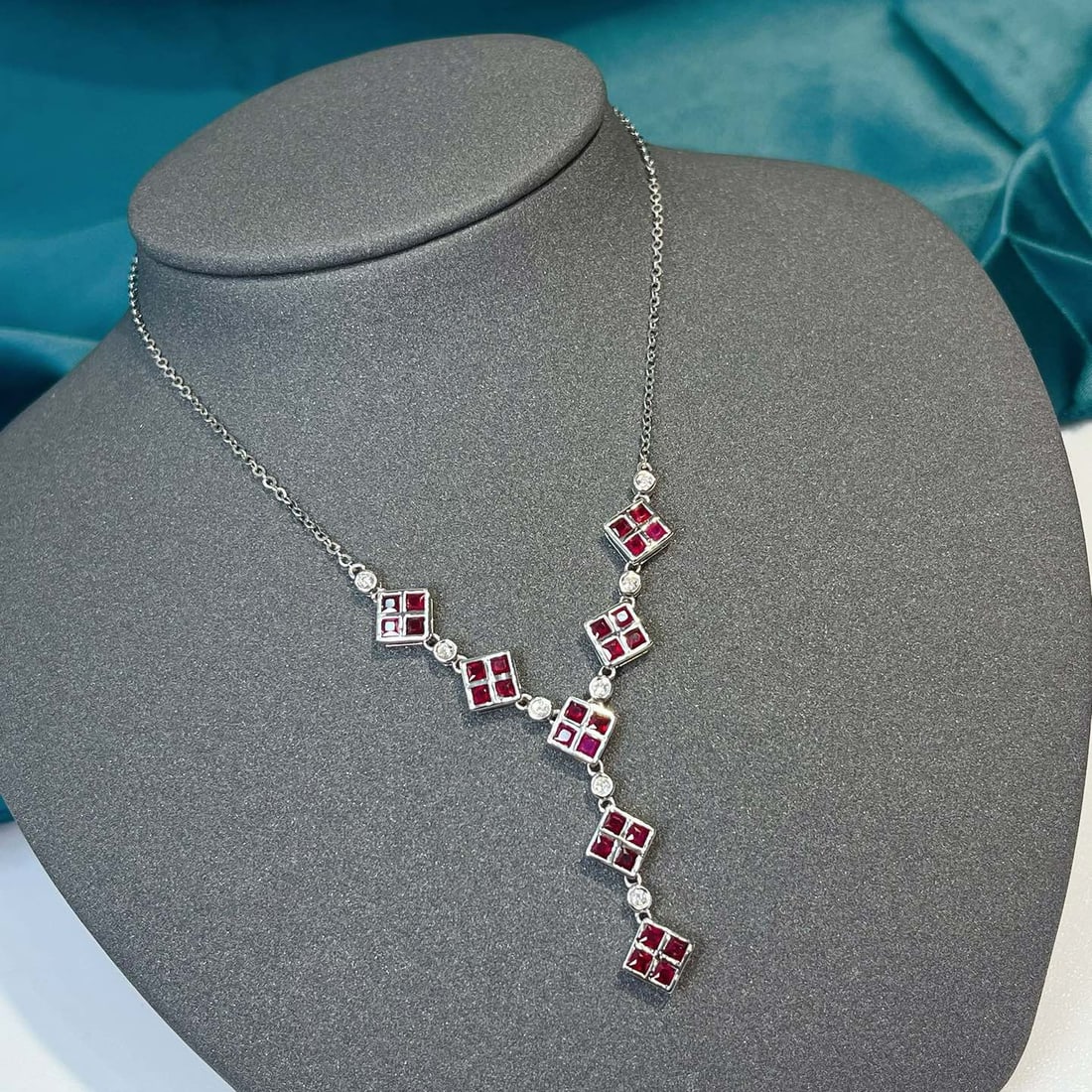 14k Gold 3.02 Ct Natural Ruby & Diamond Necklace - 2