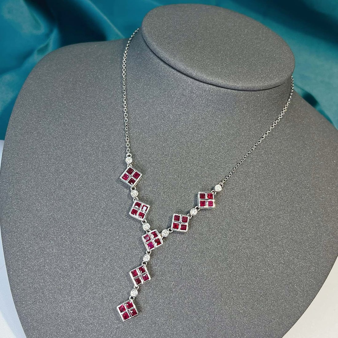 14k Gold 3.02 Ct Natural Ruby & Diamond Necklace - 3