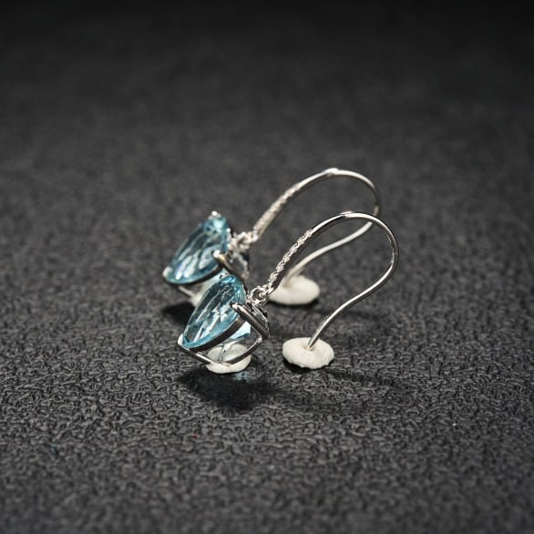 14k Gold 3.43 Ct Natural Aquamarine & Diamond Earrings - 4