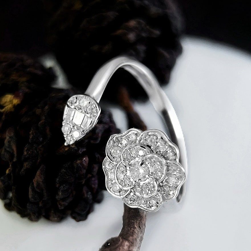 14k Gold 0.3 Ct Natural H Diamond Ring - 2