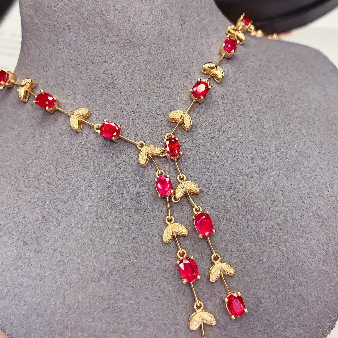 14k Gold 5.61 Ct Vivid Red Natural Ruby & Diamond Necklace (1 of 6)