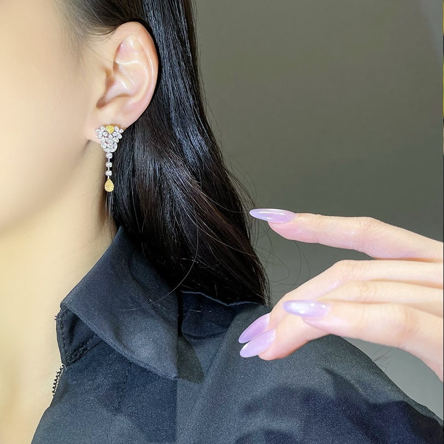 14k Gold 2.10 Ct Natural Color Diamond Earrings - 4