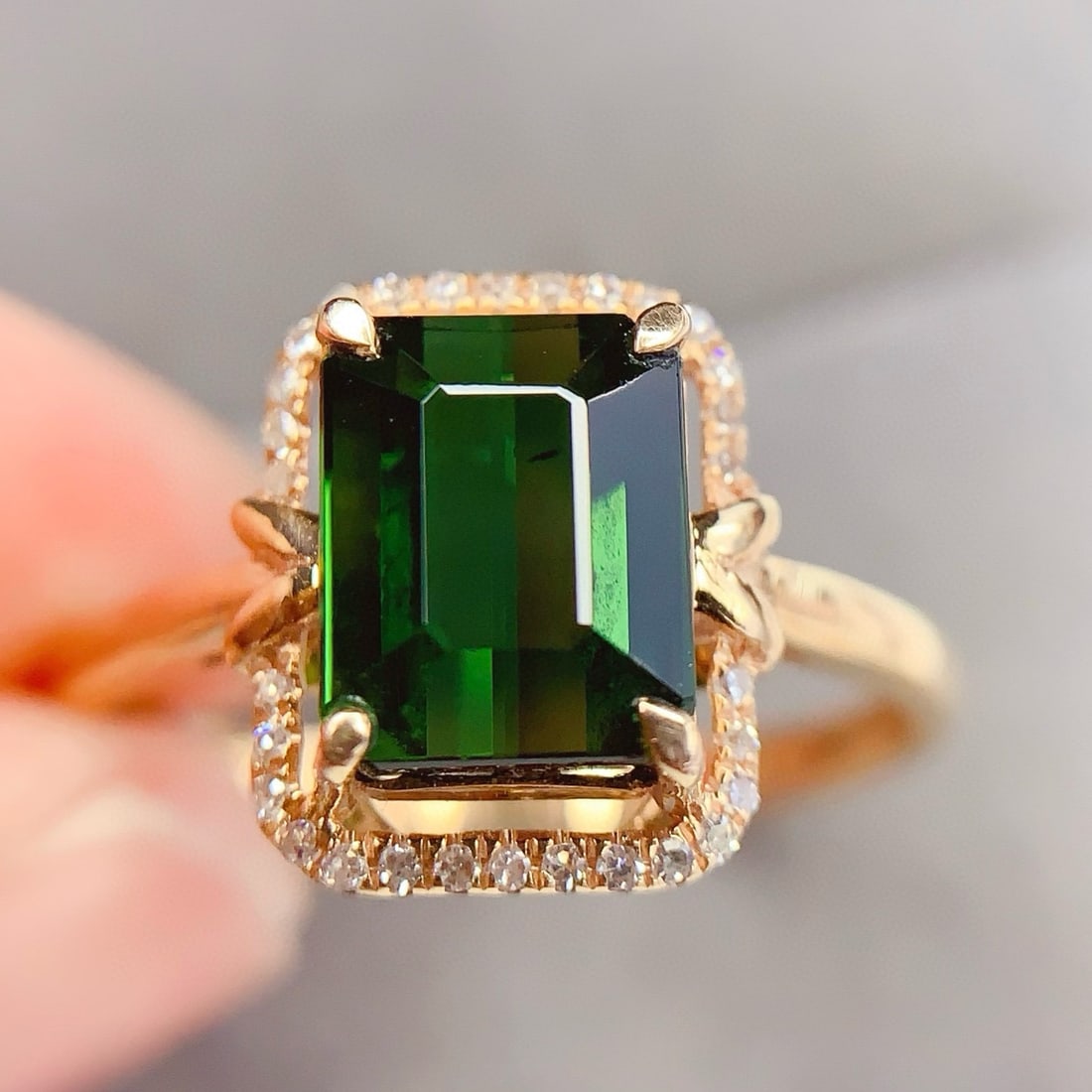 14k Gold 2.2 Ct Natural Tourmaline & Diamond Ring - 6