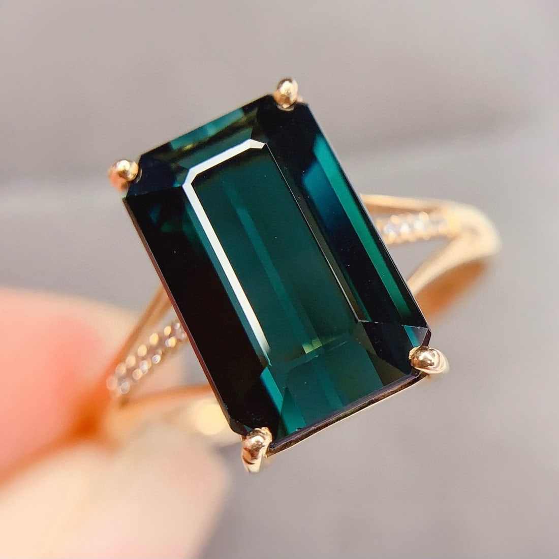 14k Gold 4.25 Ct Natural Tourmaline & Diamond Ring - 4