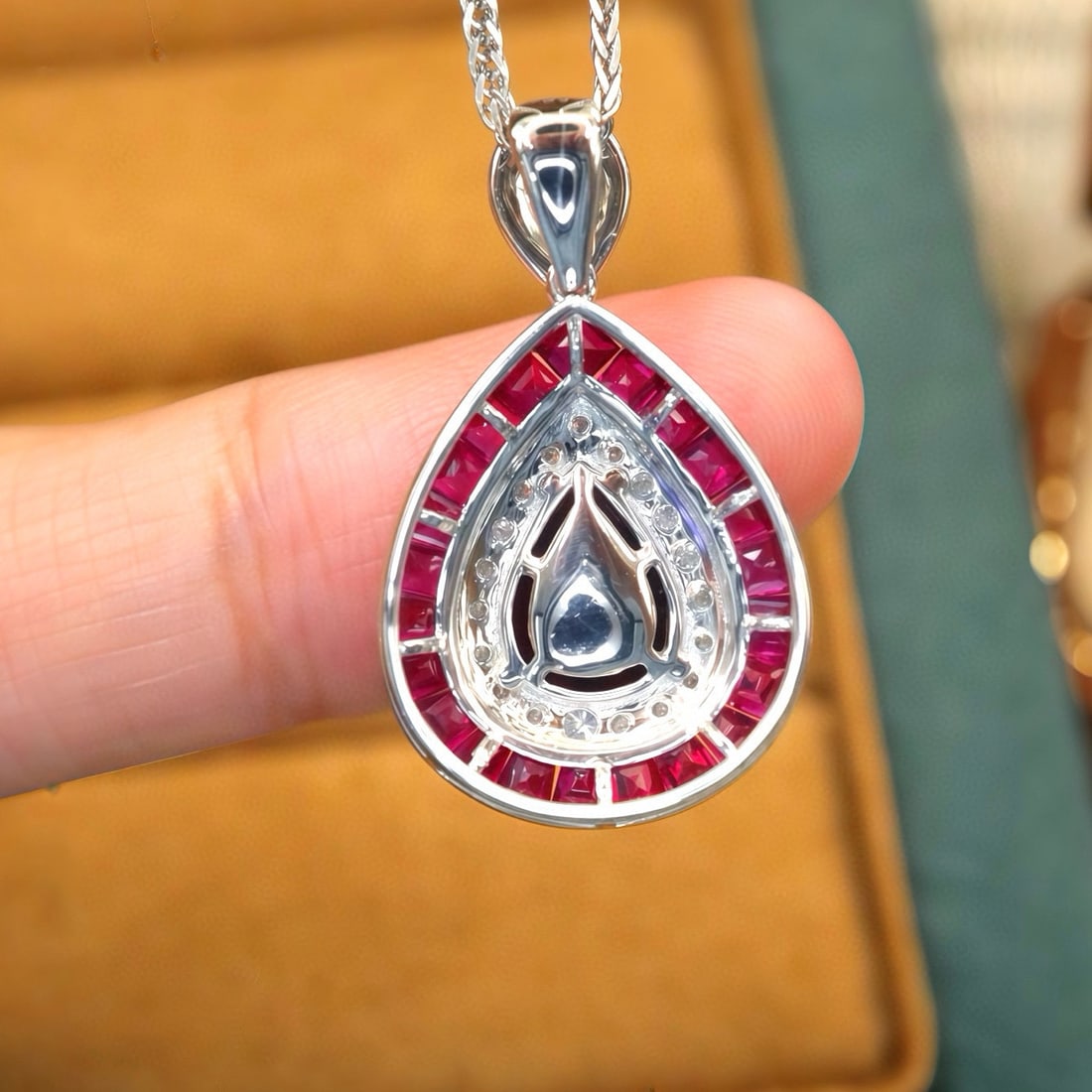 14k Gold 1.62 Ctw Natural Ruby & Diamond Pendant( Without Chain ) - 3