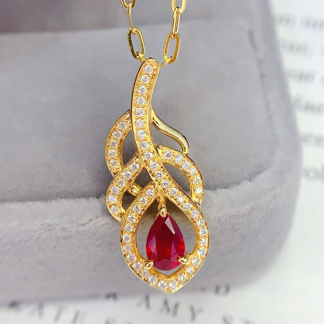 14k Gold 0.7 Ct Vivid Red Natural Ruby & Diamond Necklace - 3