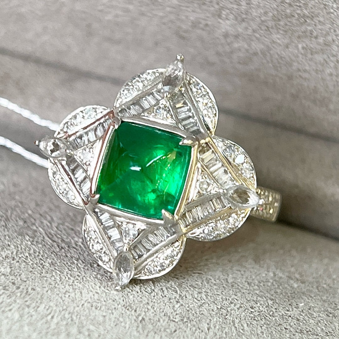 14k Gold 2.53 Ctw Vivid Green Natural Emerald & Diamond Ring - 3