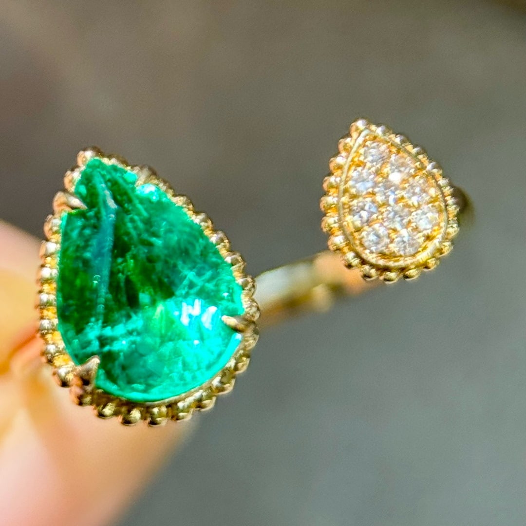 14k Gold 1.96 Ct Vivid Green Natural Emerald & Diamond Ring - 4