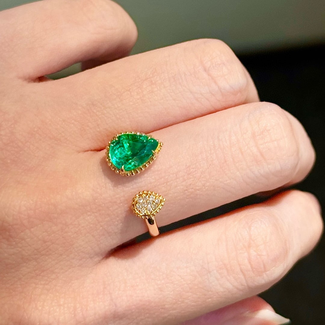 14k Gold 1.96 Ct Vivid Green Natural Emerald & Diamond Ring - 8