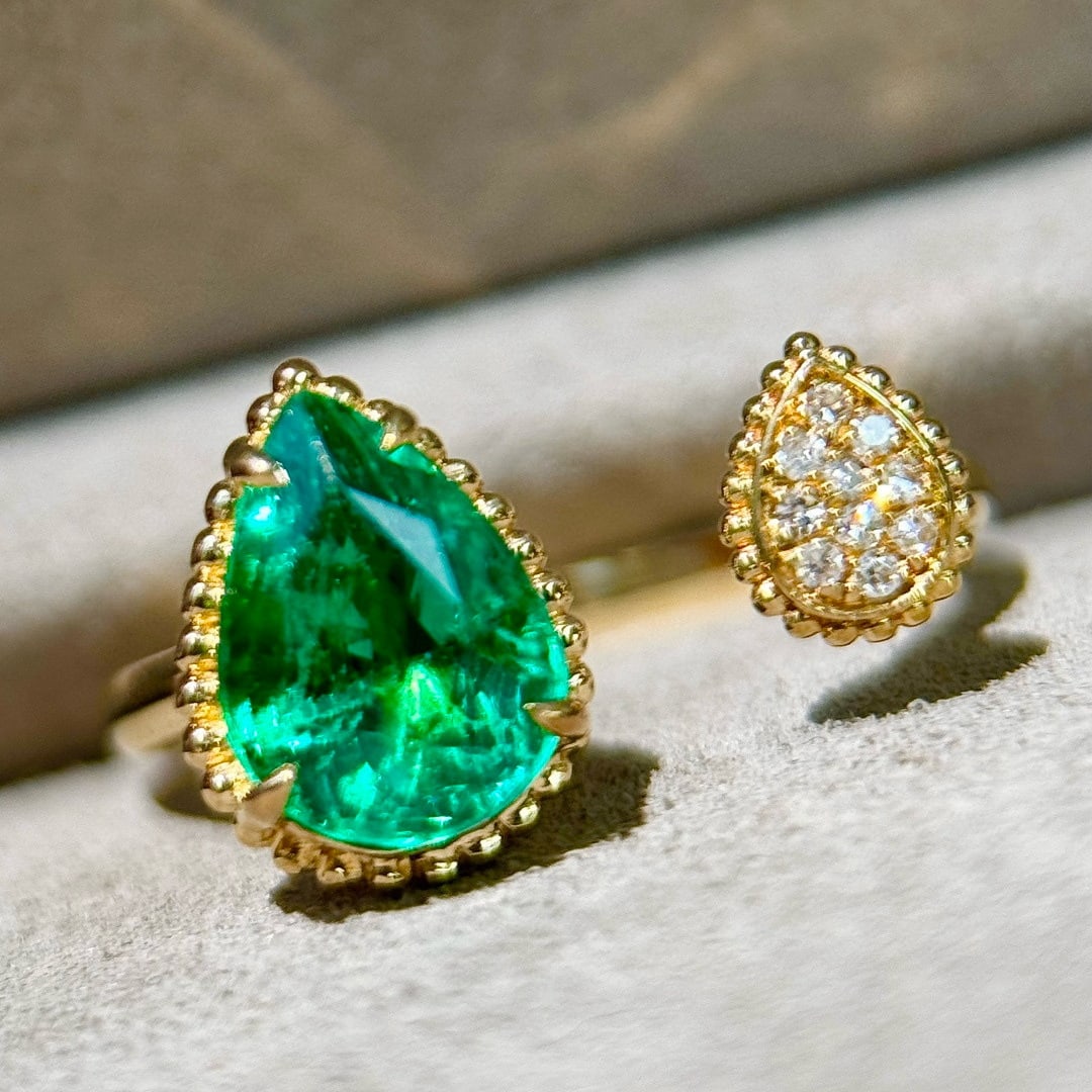 14k Gold 1.96 Ct Vivid Green Natural Emerald & Diamond Ring - 9