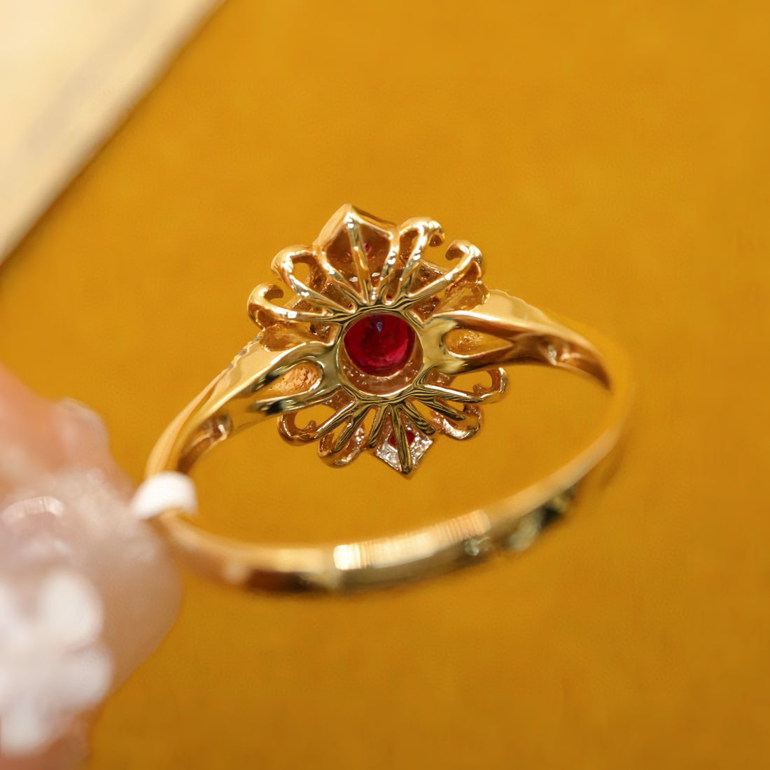 14k Gold 0.65 Ctw Natural Ruby & Diamond Ring - 5