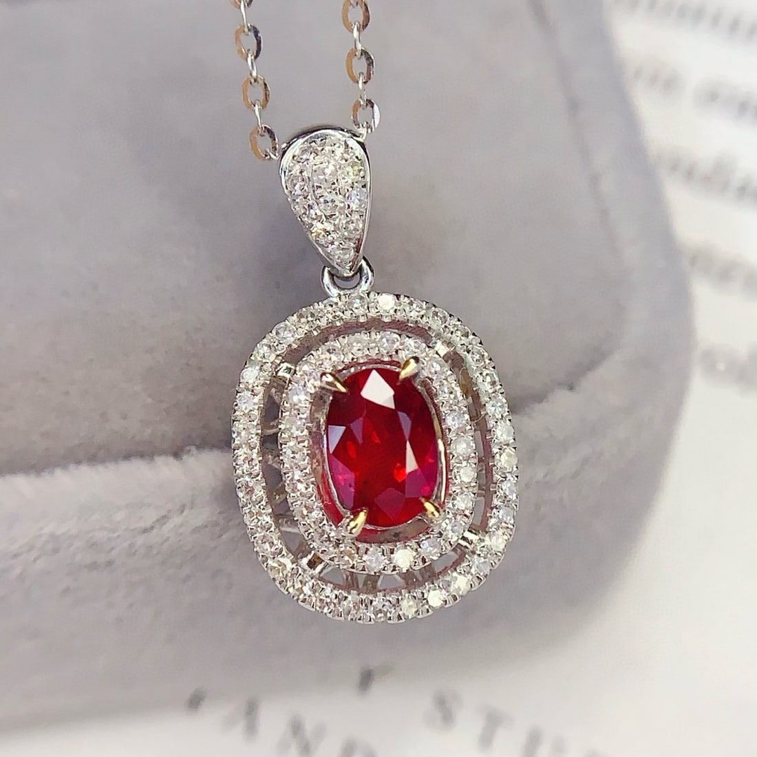 14k Gold 0.8 Ct Vivid Red Natural Ruby & Diamond Necklace - 3