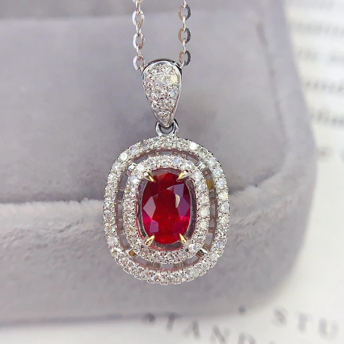14k Gold 0.8 Ct Vivid Red Natural Ruby & Diamond Necklace - 4