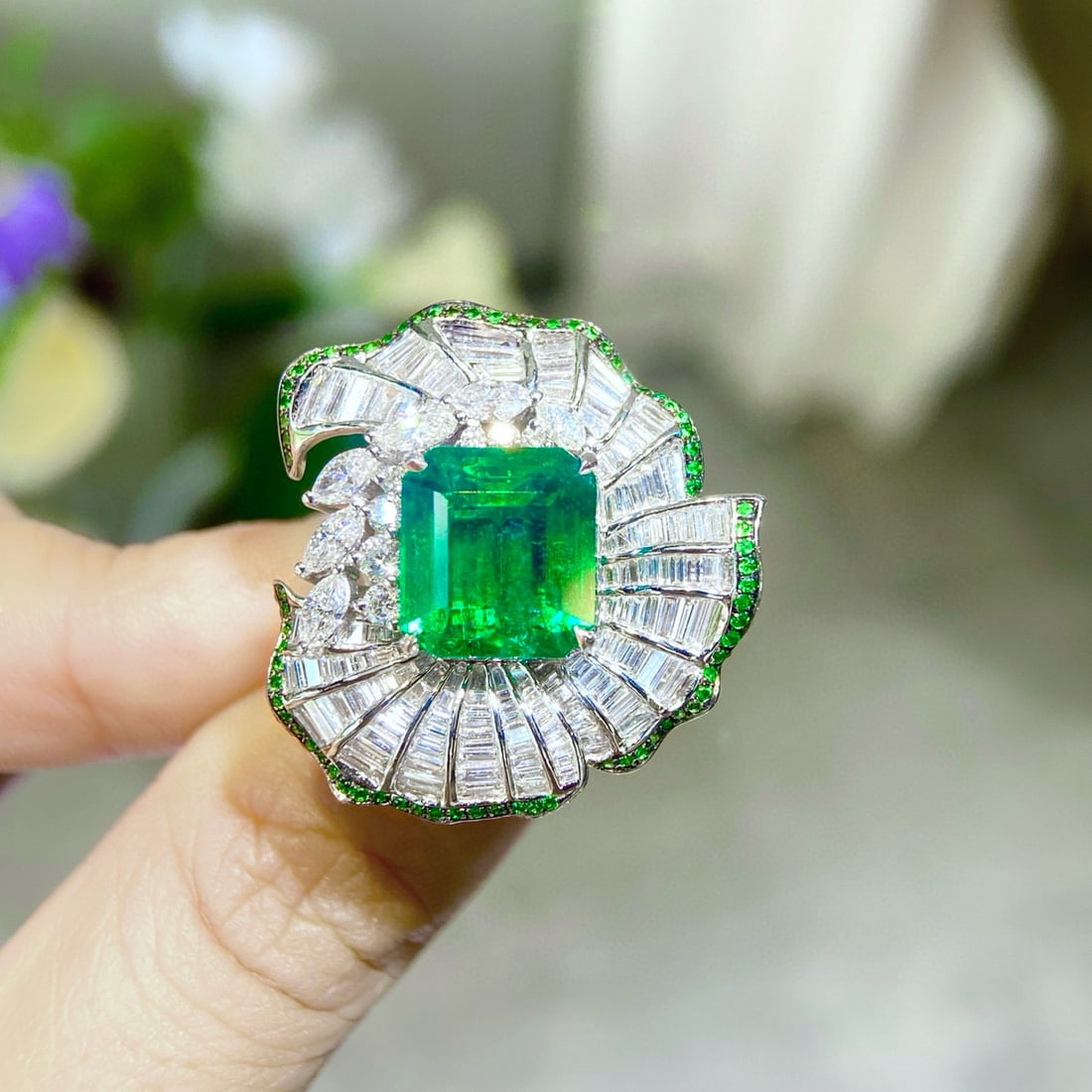 14k Gold 8.58 Ctw Vivid Green Natural Emerald & Diamond Ring/pendant( Without Chain ) (1 of 7)