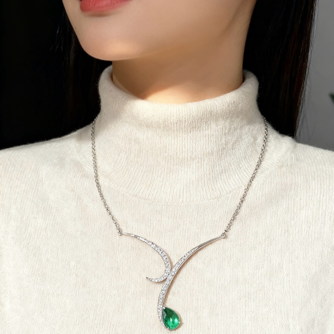 14k Gold 0.48 Ct Natural Emerald & Diamond Necklace - 3