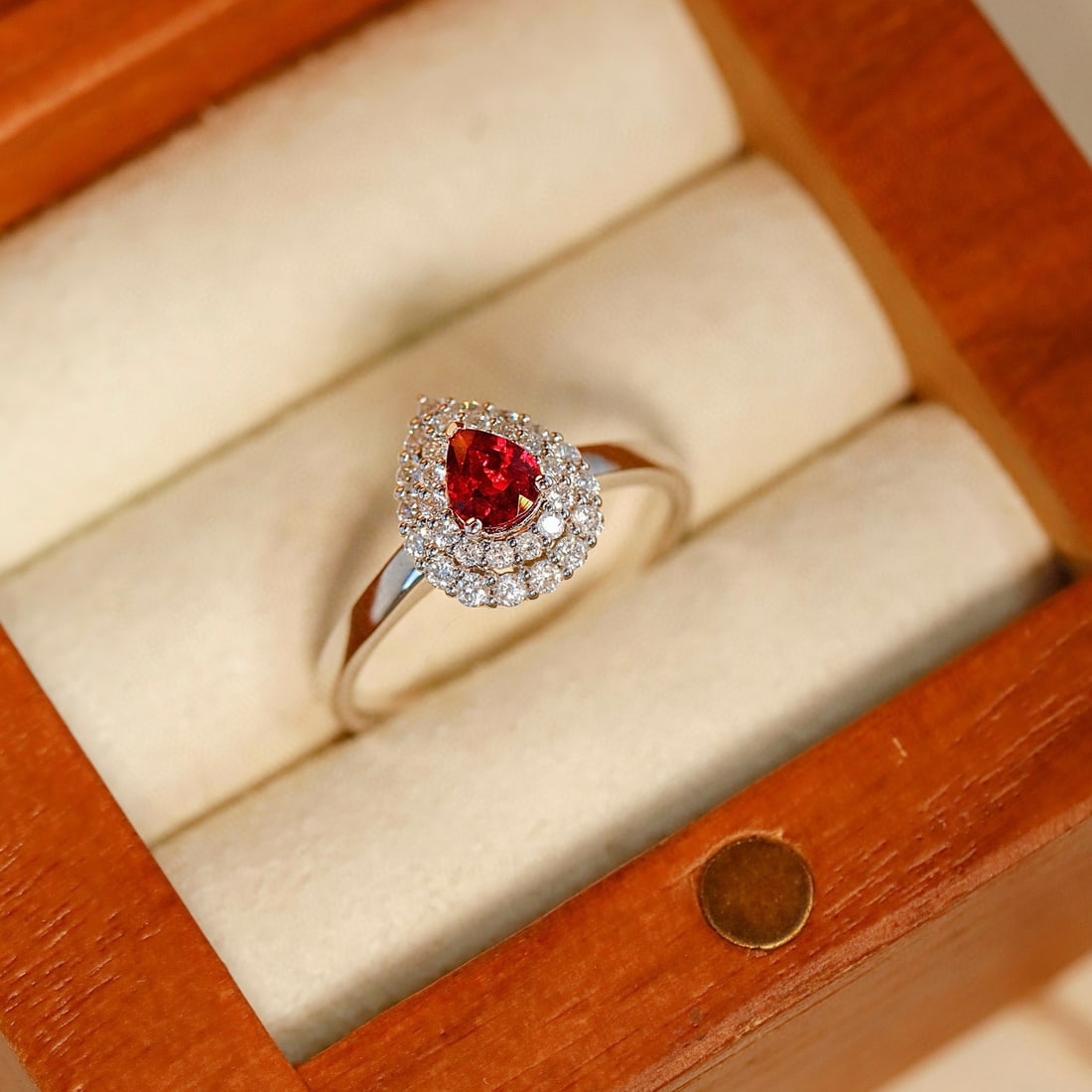 14k Gold 0.57 Ctw Natural Ruby & Diamond Ring - 3