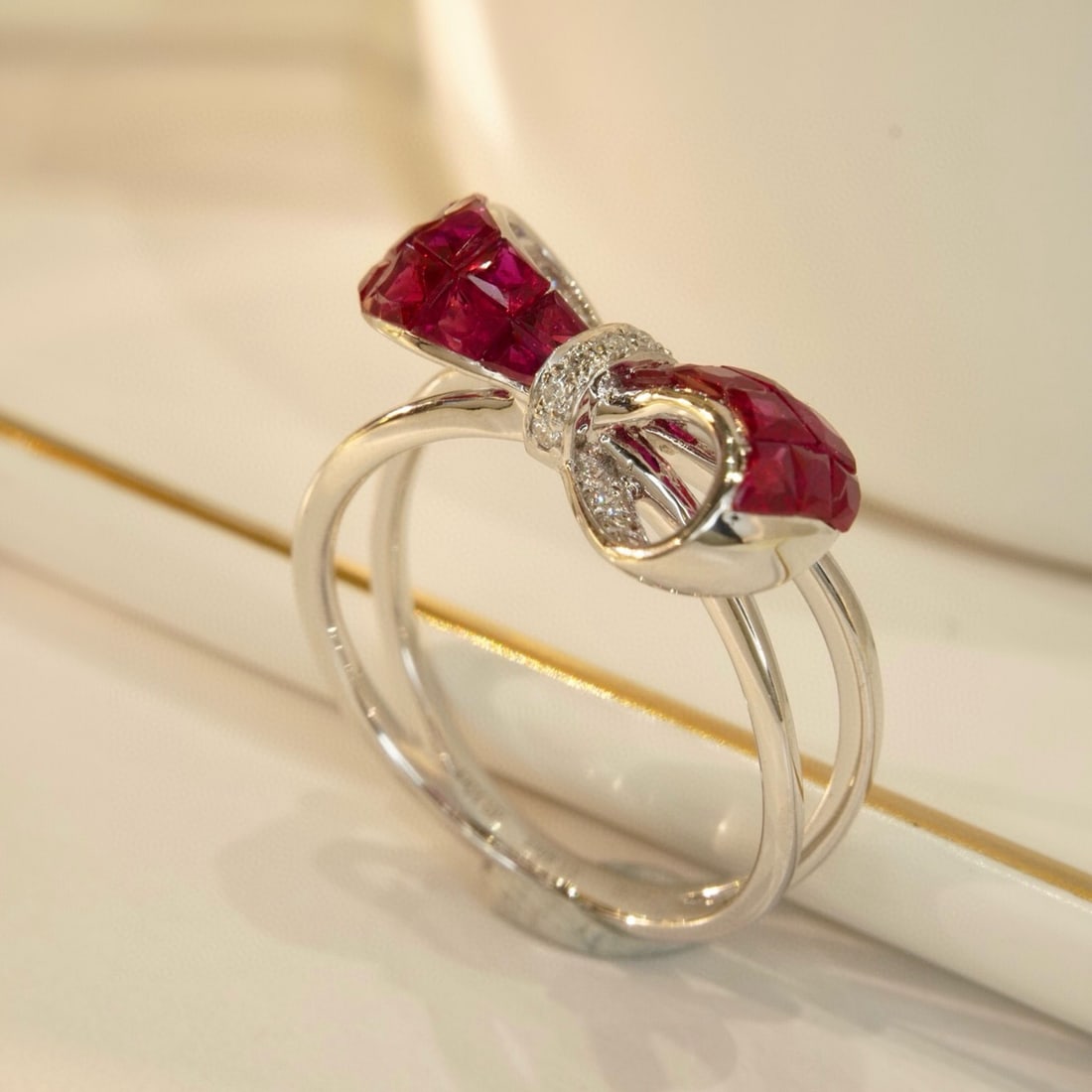 14k Gold 1.56 Ctw Natural Ruby & Diamond Ring - 2